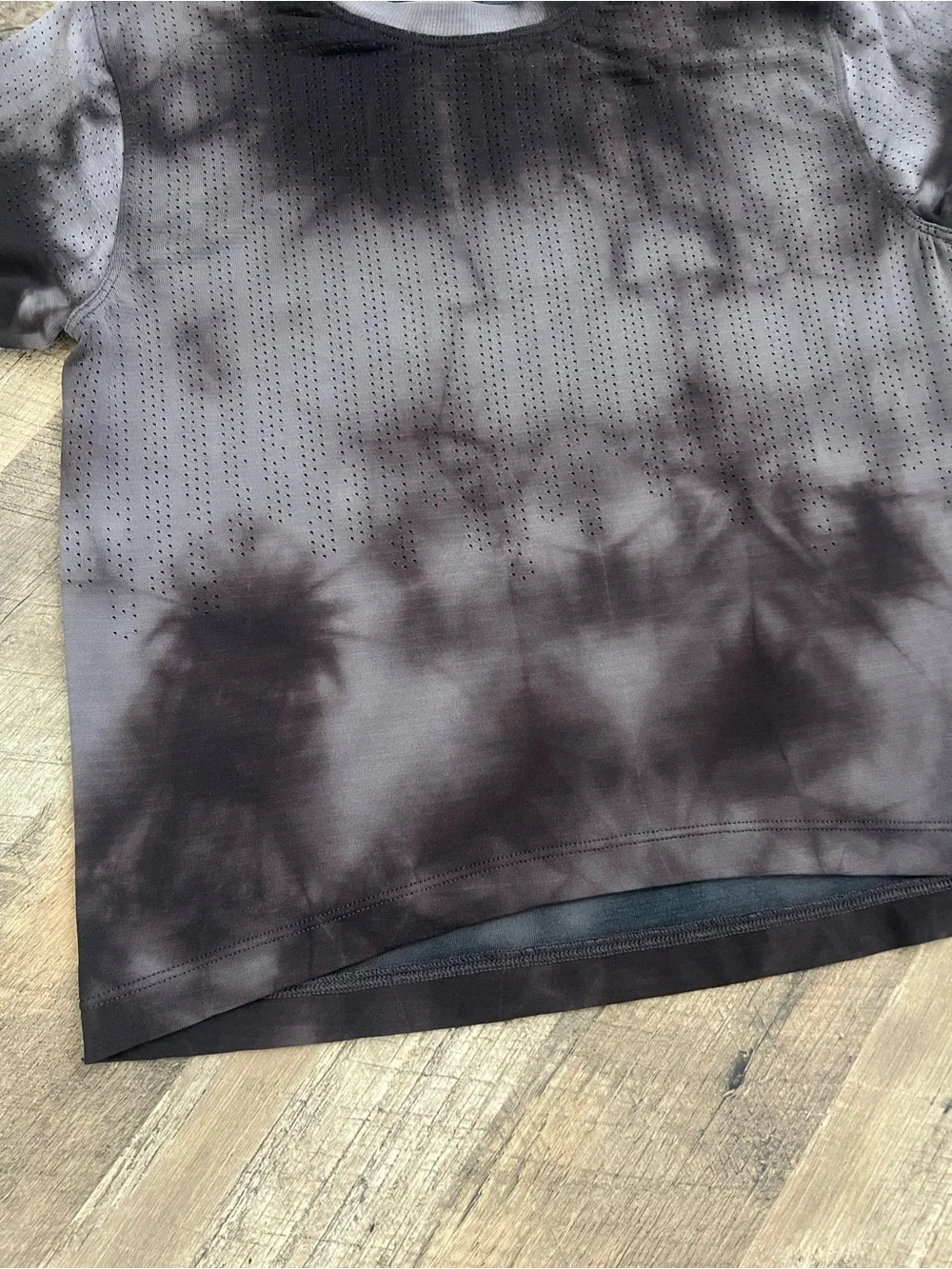 lululemon athletica Black Tie-Dye Train to Be Short Sleeve Tee Perforated